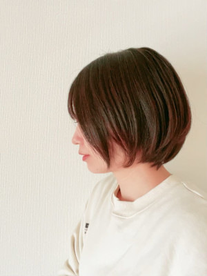 ショートボブ