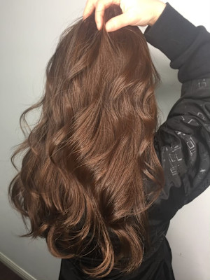 ミディアム　スタイル　巻髪レイヤー