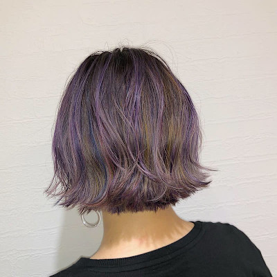 切りっぱなしボブ　グラデーションカラー