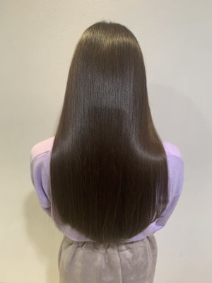 髪質改善　ストレートスタイル