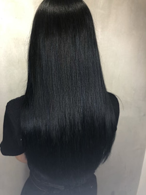 カット：ロング毛先整え カラー：ブルーブラック