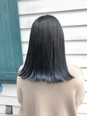 ミディアムスタイル　グレー