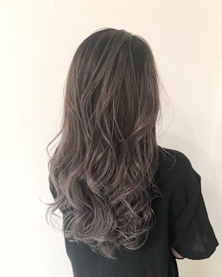 グラデーションカラー　グレージュ