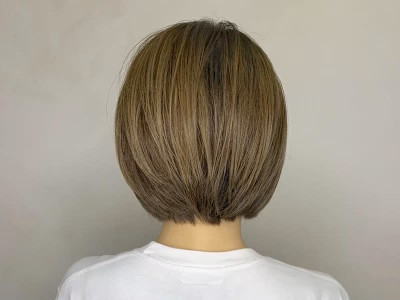 コンパクト　ボブ