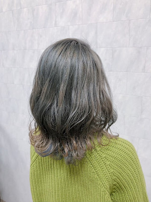 ミディアム　スタイル　巻髪レイヤー