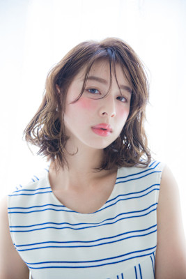 抜け感　ボブディ