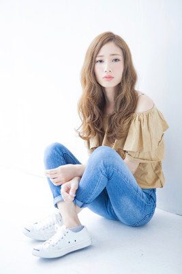 Aラインウェーブ　×ミルキーベージュ