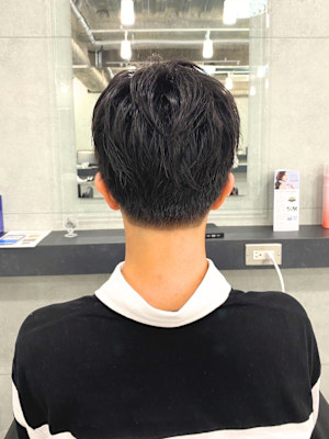 襟足スッキリクールショート