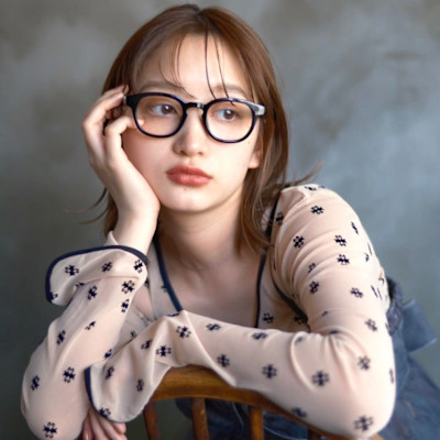 外ハネレイヤースタイル