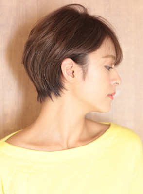 40代50代似合わせ小顔美髪シアーカラーカールショート