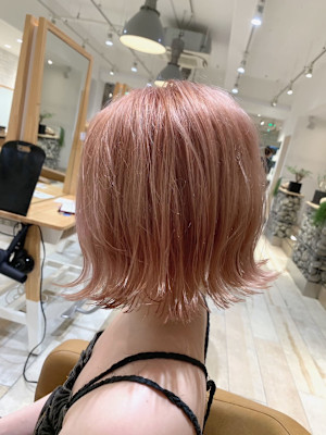 きりっぱなしボブ/サーモンピンク