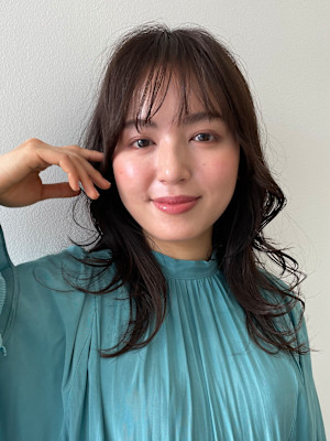 大人女性◎ミディアムレイヤー