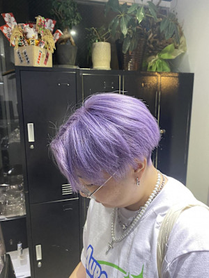 外国人風バレイヤージュ　ハイライトカラー　アッシュベージュ