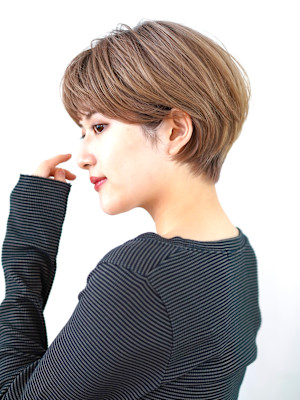 大人くびれショート