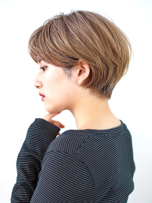 大人くびれショート