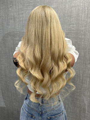 可愛いハイトーンギャル！ホワイトブロンド！