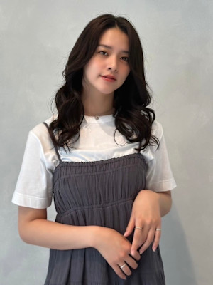 フェミニンミックス　自然な動きと柔らかさ