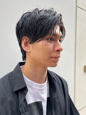 大人男性◎センターパートスタイル