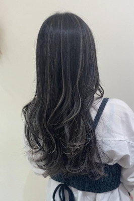 コントラストハイライトグレージュ