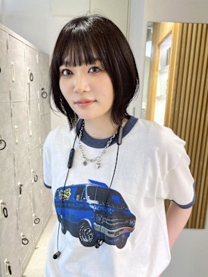 【rizu】#ぱっつん前髪#ボブ#黒髪