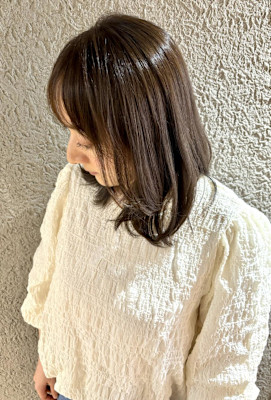 顔周り小顔レイヤーひし形シルエット