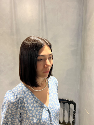 梅雨を乗りきる艶髪縮毛矯正