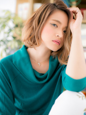 インナーカラーオレンジカラー小顔大人ボブフレンチカジュアル