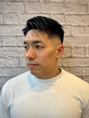 大人7：3分け/フェード【新宿/理容室/フェード】