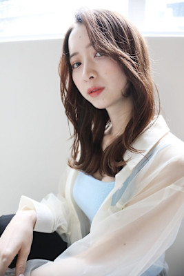 切りっぱなしボブ大人かわいいくびれロング美髪