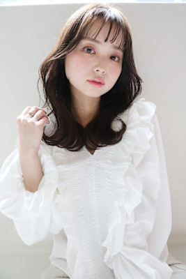 大人かわいいセミロング[切りっぱなしボブエアリーロング美髪]