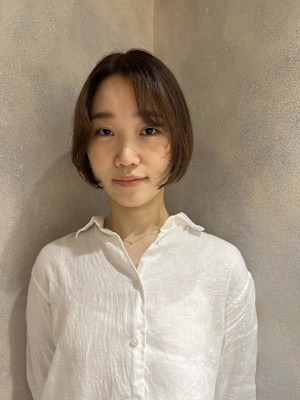 ベージュカラー/ハイトーンカラー/ミニボブ