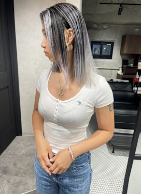 ★プラチナホワイトシルバーのバレイヤージュ★