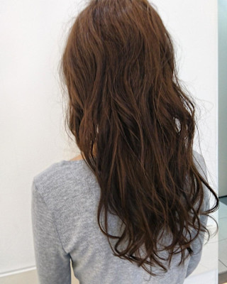レイヤーロング美髪くびれワンカールシルキーベージュ