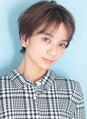 40代50代似合わせ小顔美髪シアーカラーカールショート