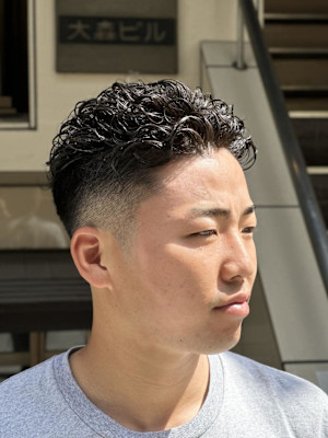 ウェーブパーマ　フェード　ショートパーマ