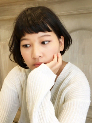 ガーリープラスショートボブ