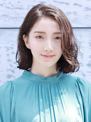 大人ミディアムパーマ