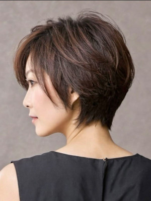 美しいショートボブスタイル