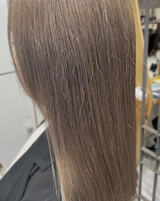 ブリーチなしイルミナカラー透き通るbeige◎平谷英実