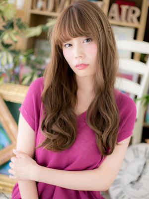 大人かわいい韓国風小顔抜け感エアリーロング　レイヤーロング