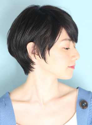 40代50代似合わせ小顔美髪シアーカラーカールショート