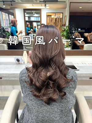 くっきりウェーブが可愛い！韓国風パーマ