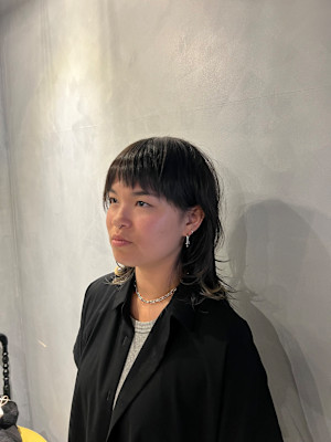 ウルフ×裾カラー