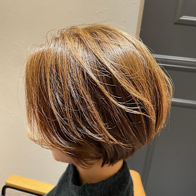 女性らしいハンサムショート