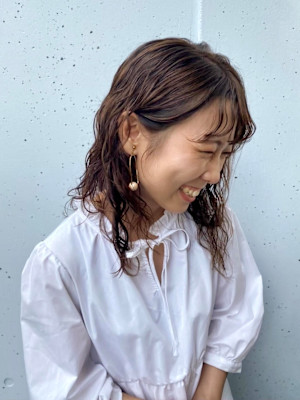 medium×plumeパーマ