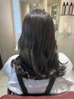 ブリーチなしグレー系透け感カラー