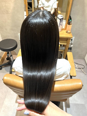 ツヤツヤ縮毛矯正