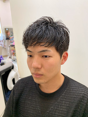 デザインパーマ＋刈り上げ