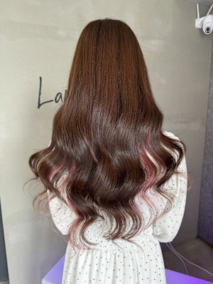 ポイントで可愛く！インナーピンク！