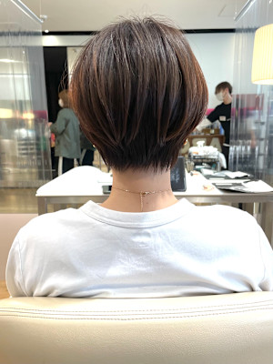 くびれショート1